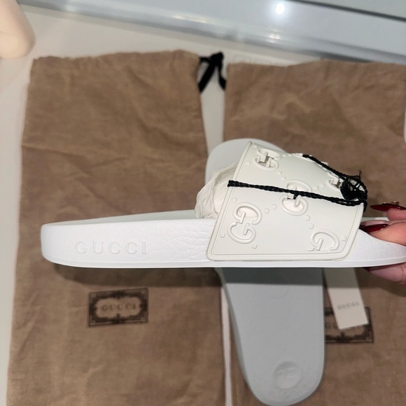 BRAND NEW Gucci White Rubber GG Slide Sandals 36 EU / 5.5 US SIZE - Picture 5 of 9
